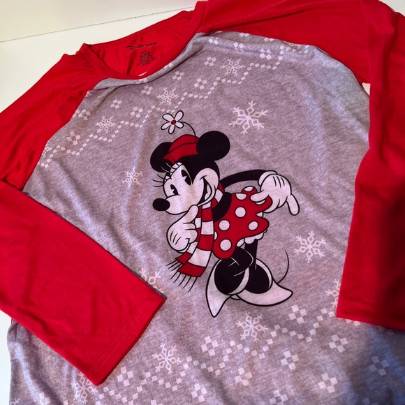 Disney Winter Woman PJ Set Christmas/Holiday Minnie Mouse Size L/XL - Picture 3 of 11